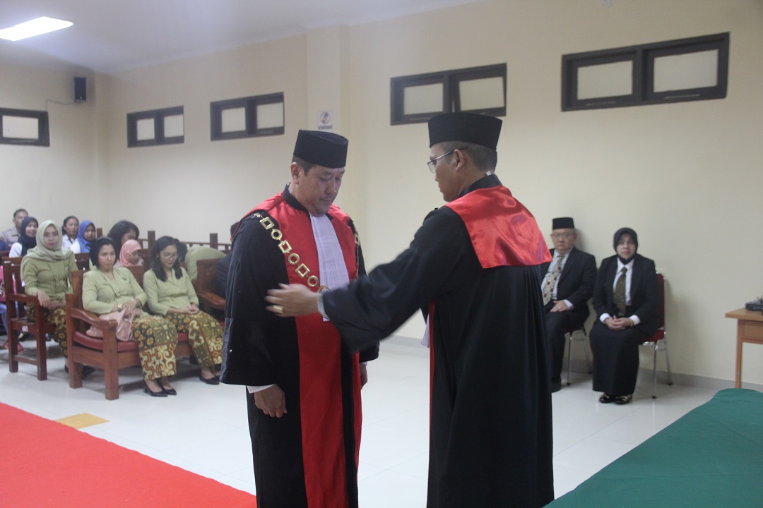 Pengambilan Sumpah Jabatan dan Pelantikan Wakil Ketua Pengadilan Negeri Natuna Bapak Lodewyk Ivandrie Simanjuntak, S.H., M.H.