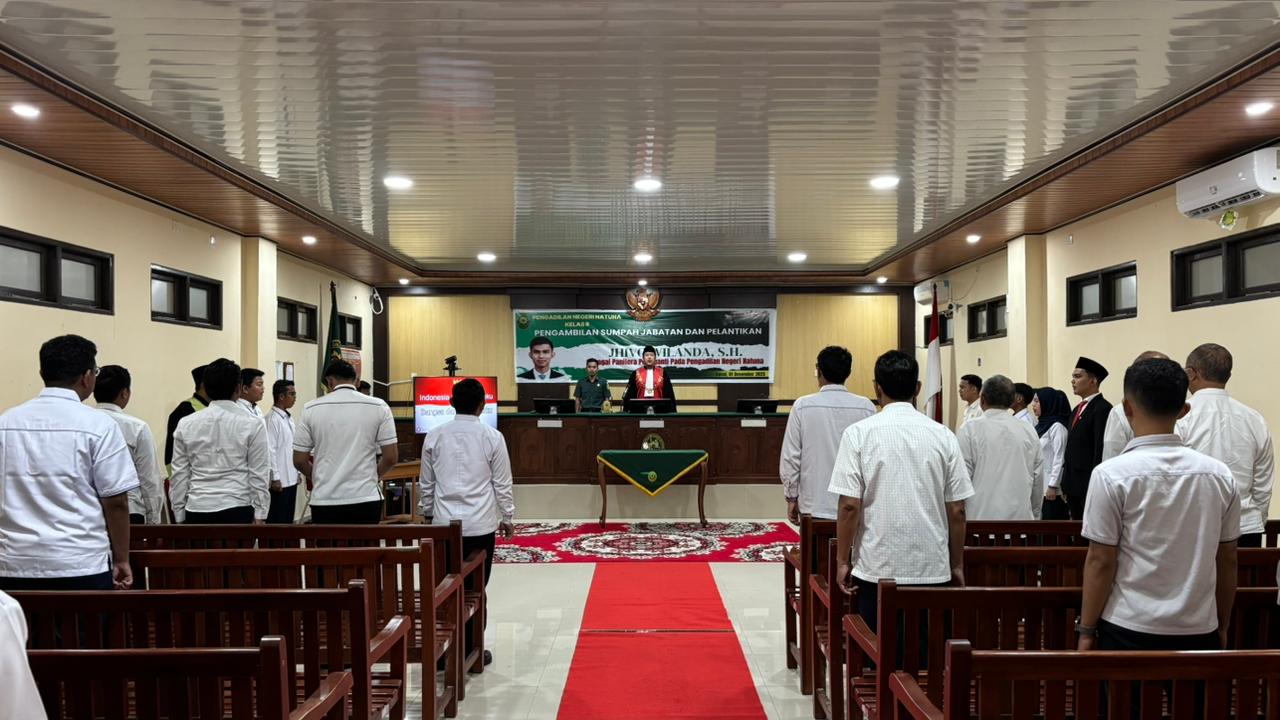 Pengambilan SumpahJabatan dan Pelantikan Panitera Penganti Pada Pengadilan Negeri Natuna Kelas II